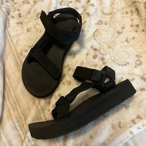 Platform Teva Sandals
